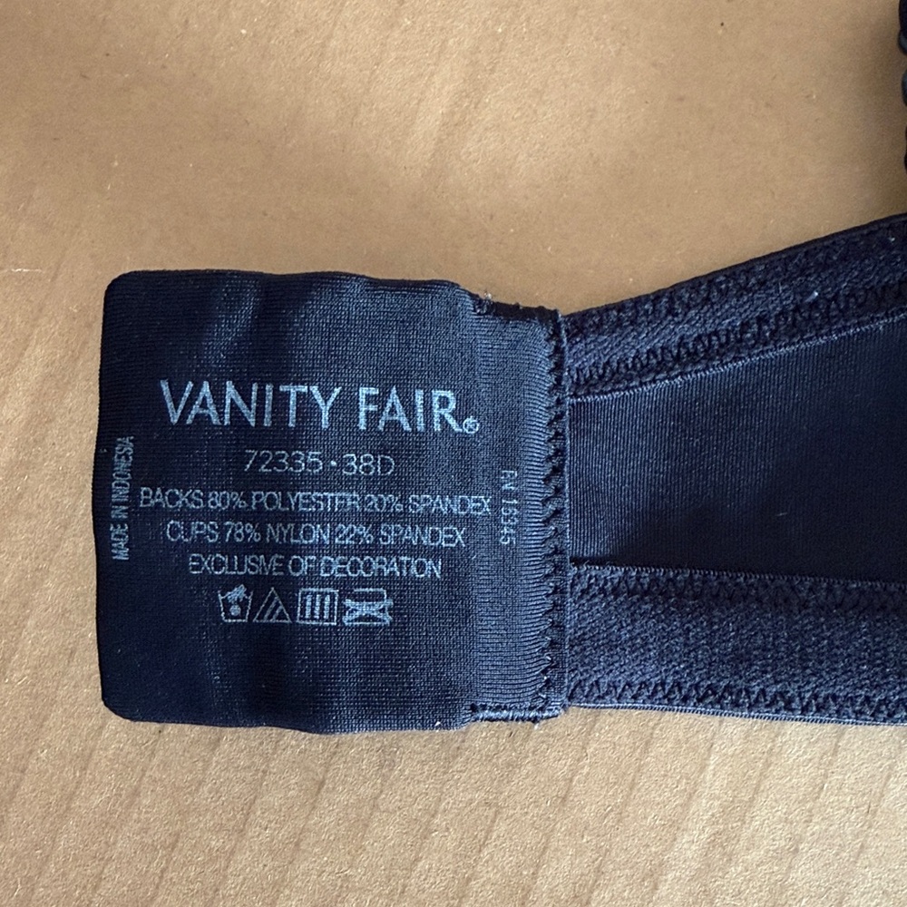 Vanity Fair Black Wireless Full Coverage Bra Size… - image 6